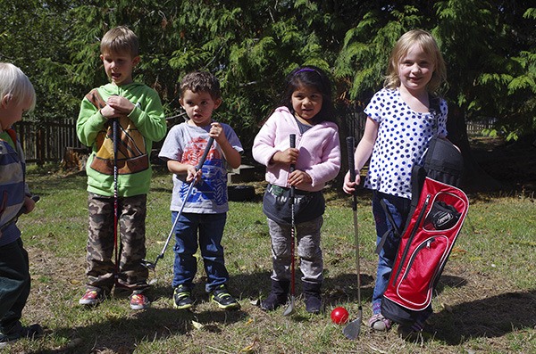 Young island golfers