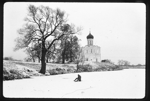 'I was leading a trip of high school students in Russia in 1986. We went to a church in the middle of nowhere and what we saw symbolized the poverty level