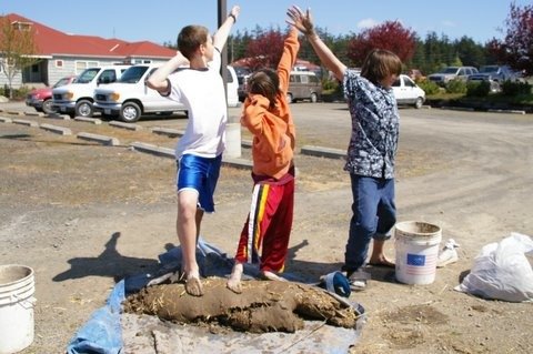 Led by Lopez School volunteer Donna Hasbrouck