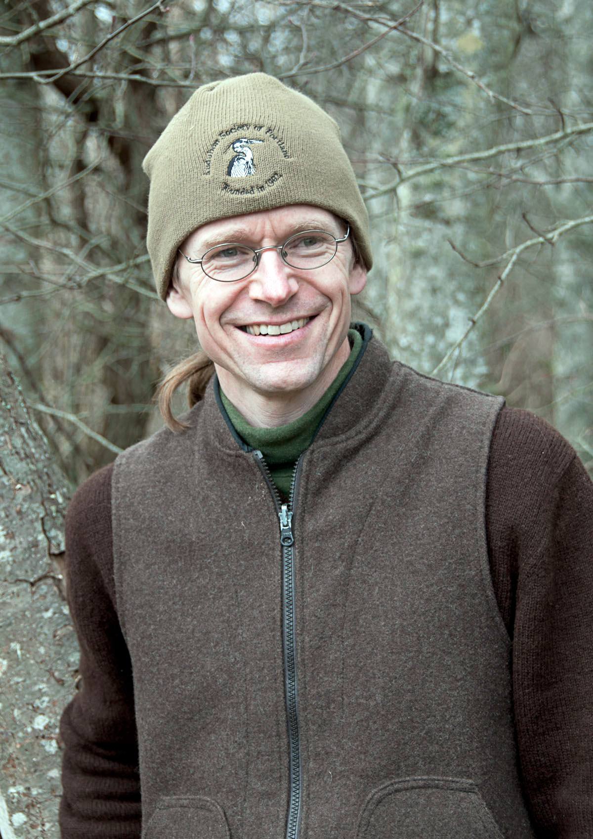 Lopez Library to host author Thor Hanson