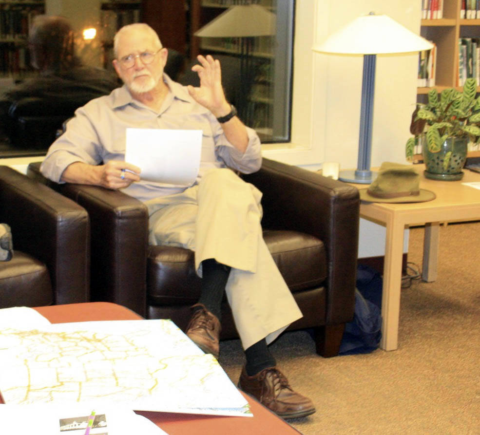 Staff photo/Hayley Day                                Islander Rob Ewers explains U.S. history to attendees.