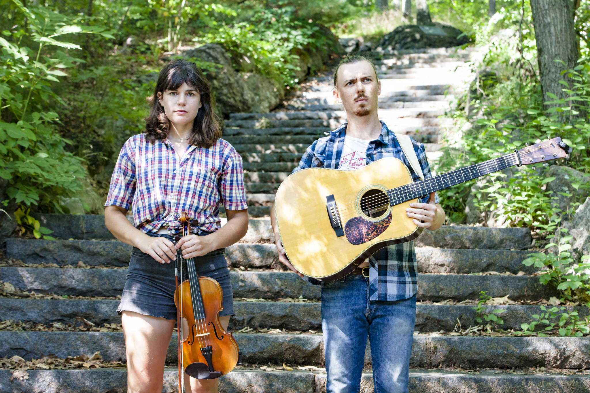 Hoot and Holler folk duo performs on Lopez Island