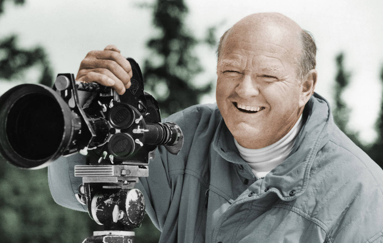Legendary filmmaker and ski icon Warren Miller, 93, passes away at Orcas home