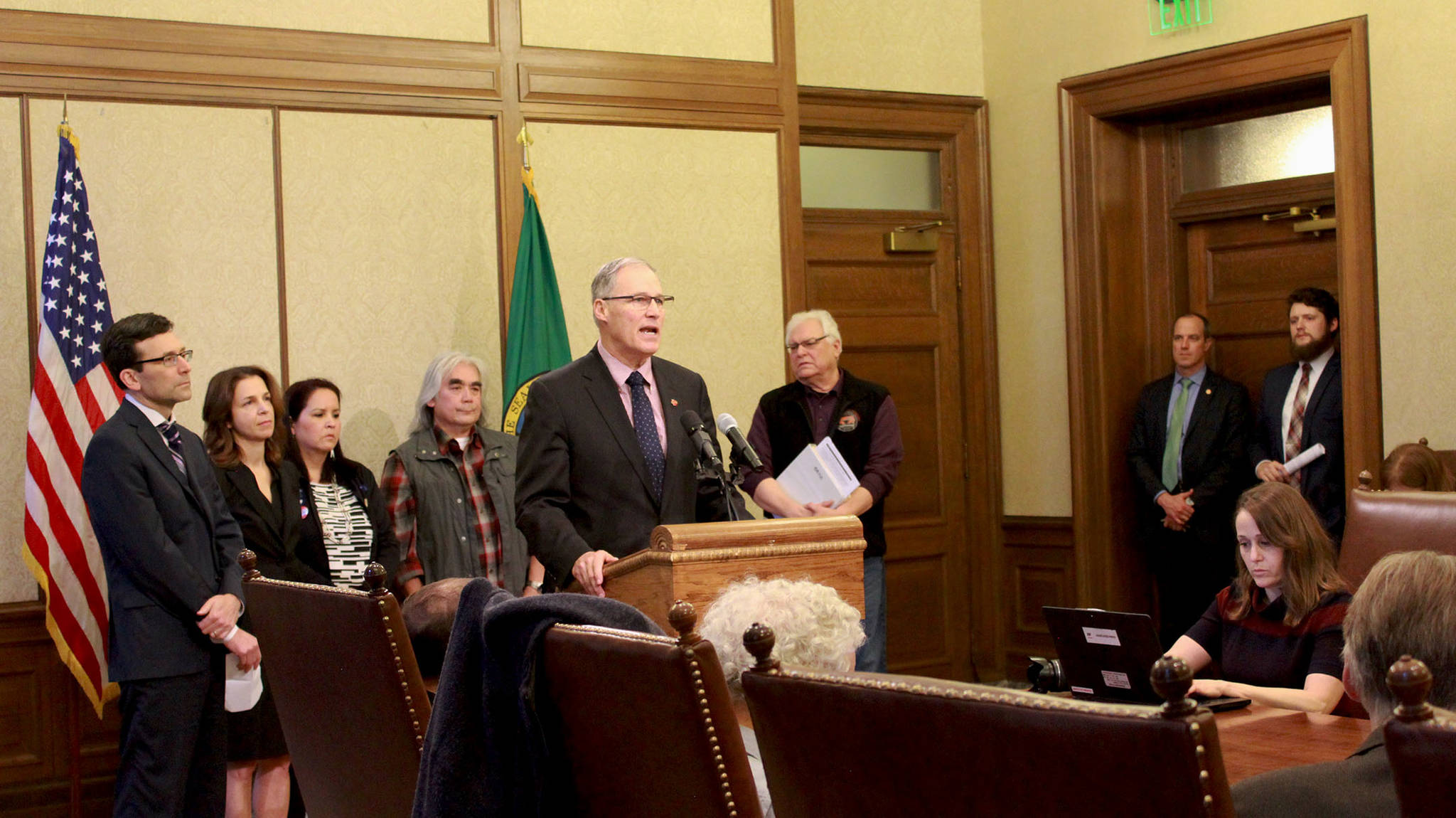 Inslee pushes back against offshore drilling