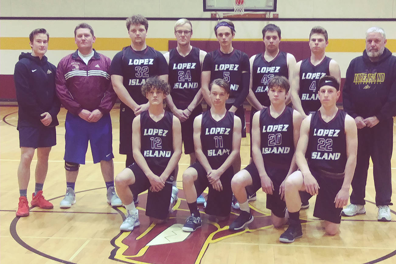 Lobos boys basketball begins season in Friday Harbor