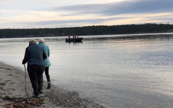 Courtesy photo/ Cynthia Brast
Twp islanders taking a stroll near the cape of San Juan while waterfowl hunters are nearby.