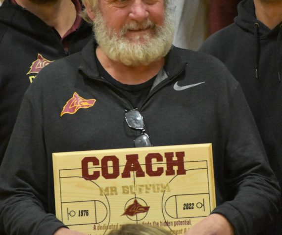 Islanders honor MR Buffum for coaching Lopez basketball for four decades