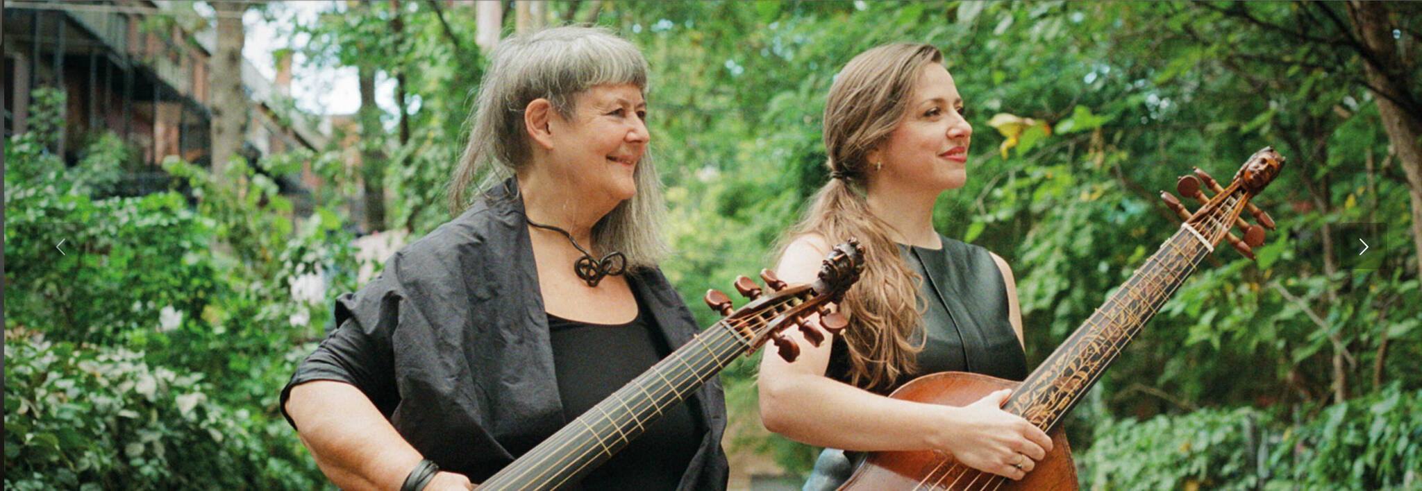 Les Voix Humaines’ Susie Napper and Mélisande Corriveau.